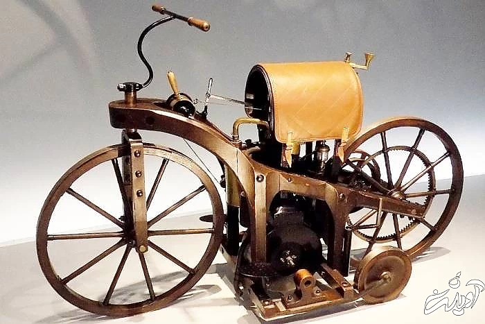 تاریخچه موتور سیکلت در جهان اولین دوچرخه با موتور بنزینی